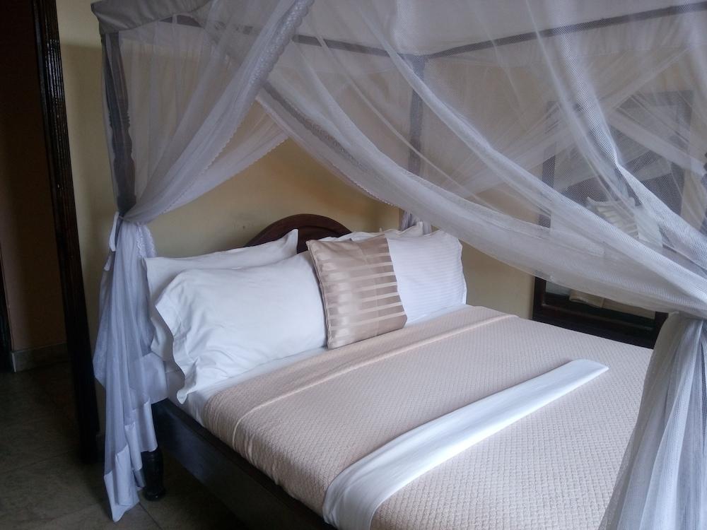 Transit Airport B&B Dar es Salaam Exterior photo