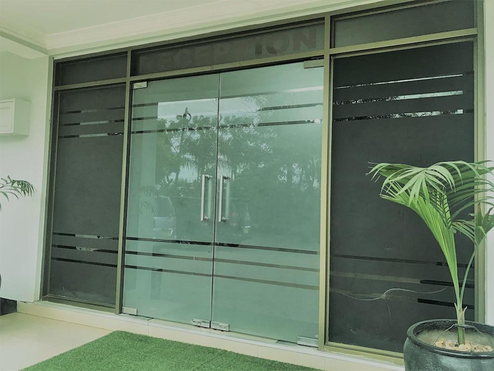 Transit Airport B&B Dar es Salaam Exterior photo