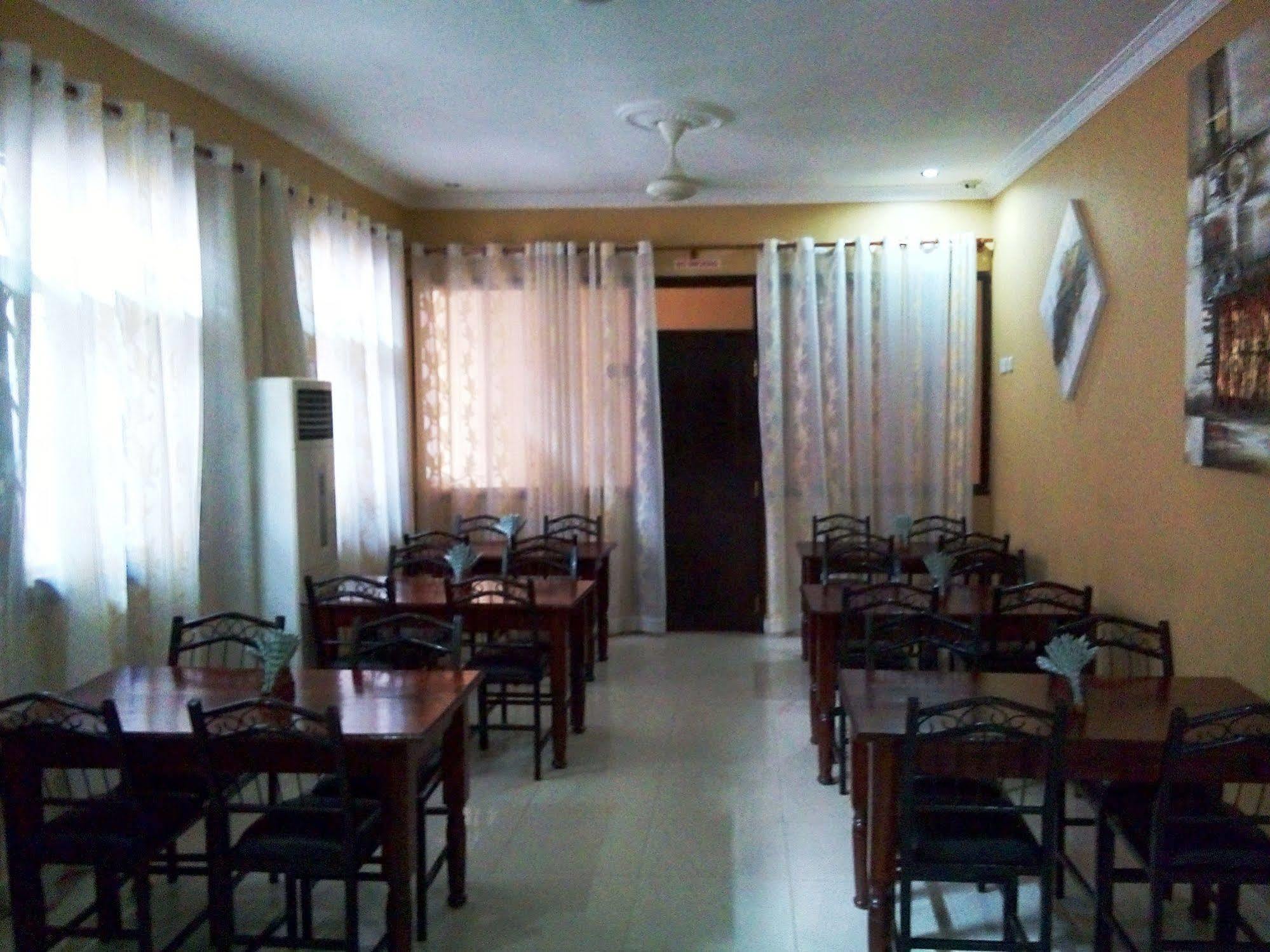 Transit Airport B&B Dar es Salaam Exterior photo