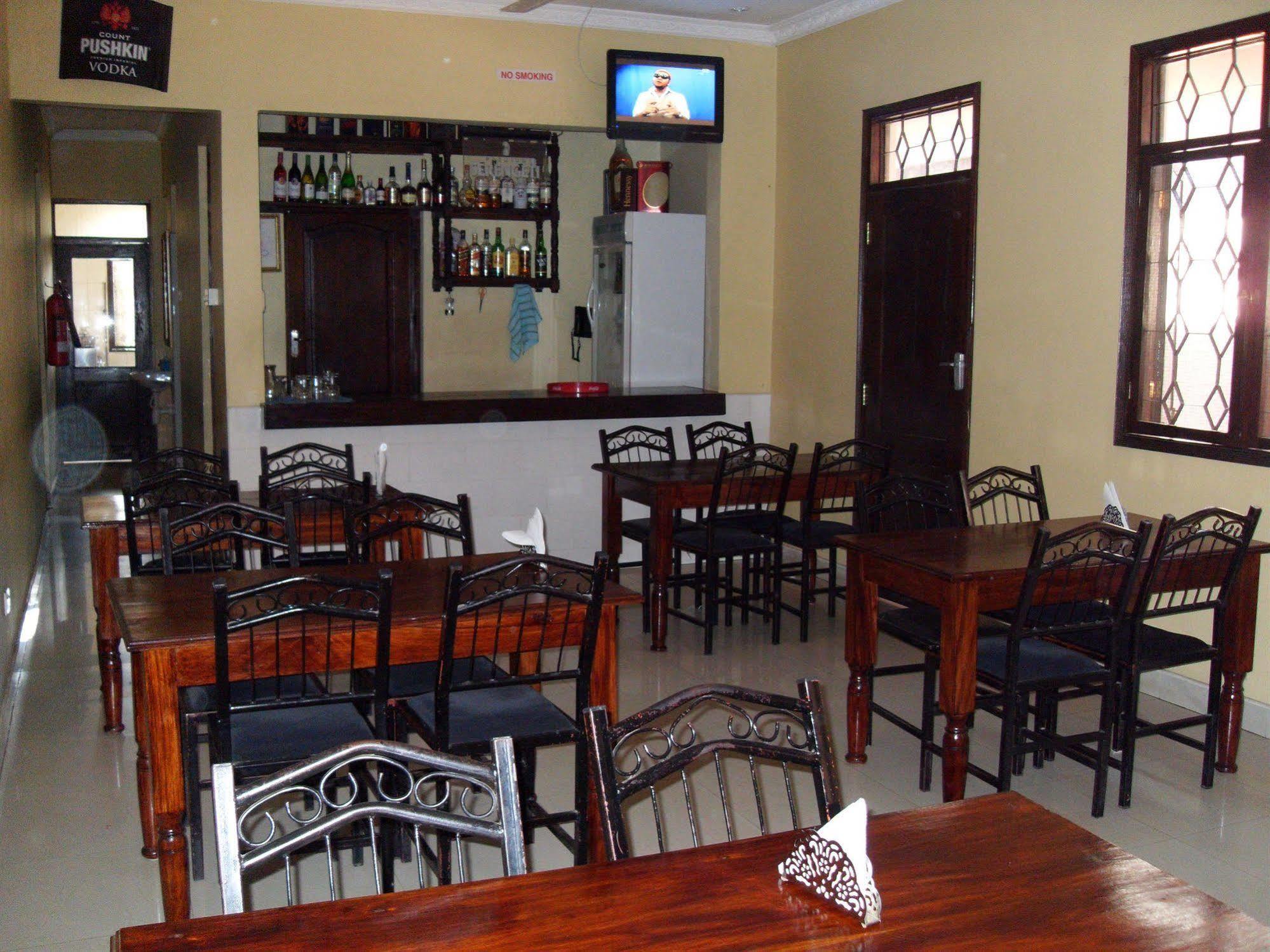Transit Airport B&B Dar es Salaam Exterior photo