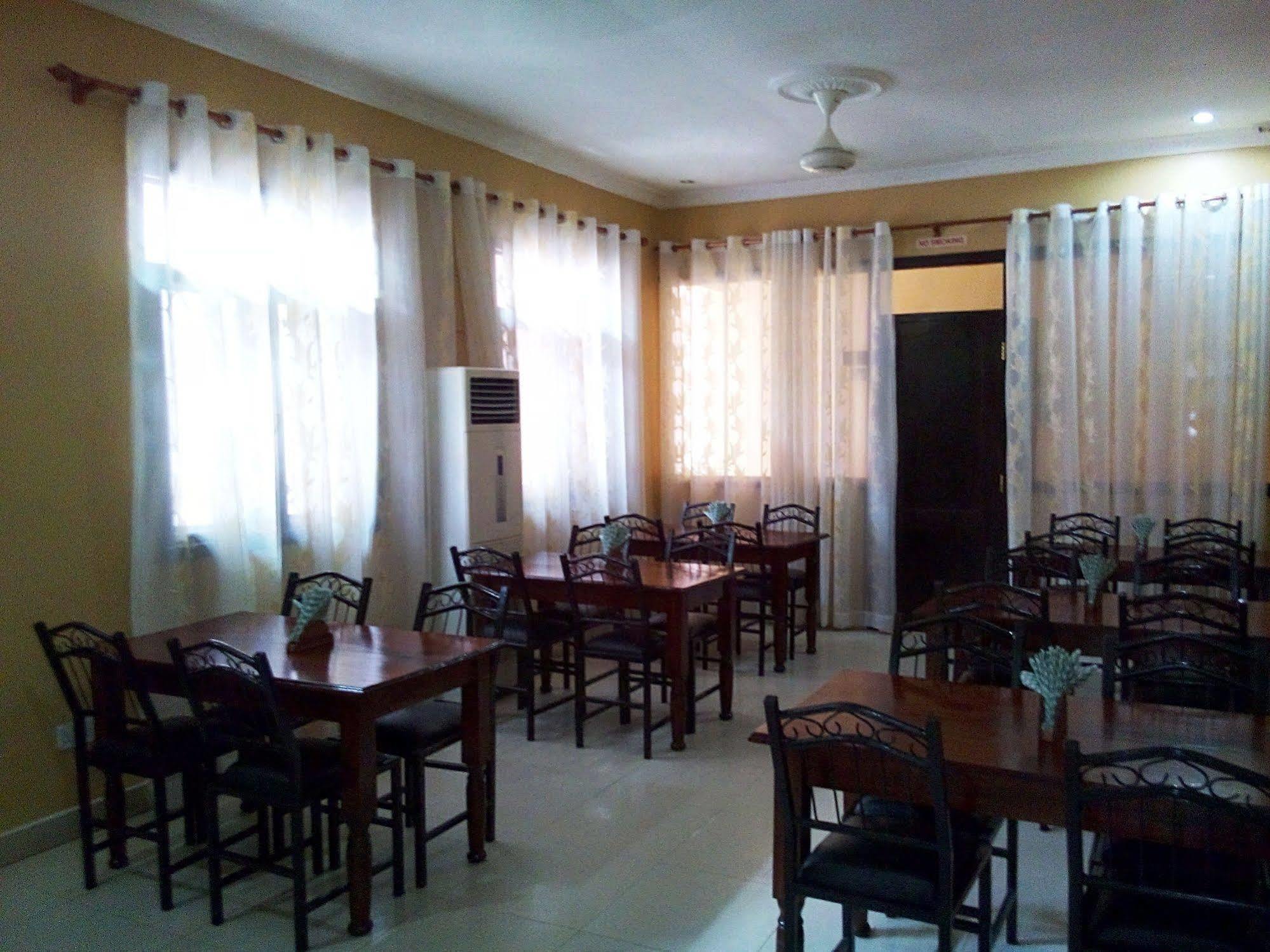 Transit Airport B&B Dar es Salaam Exterior photo