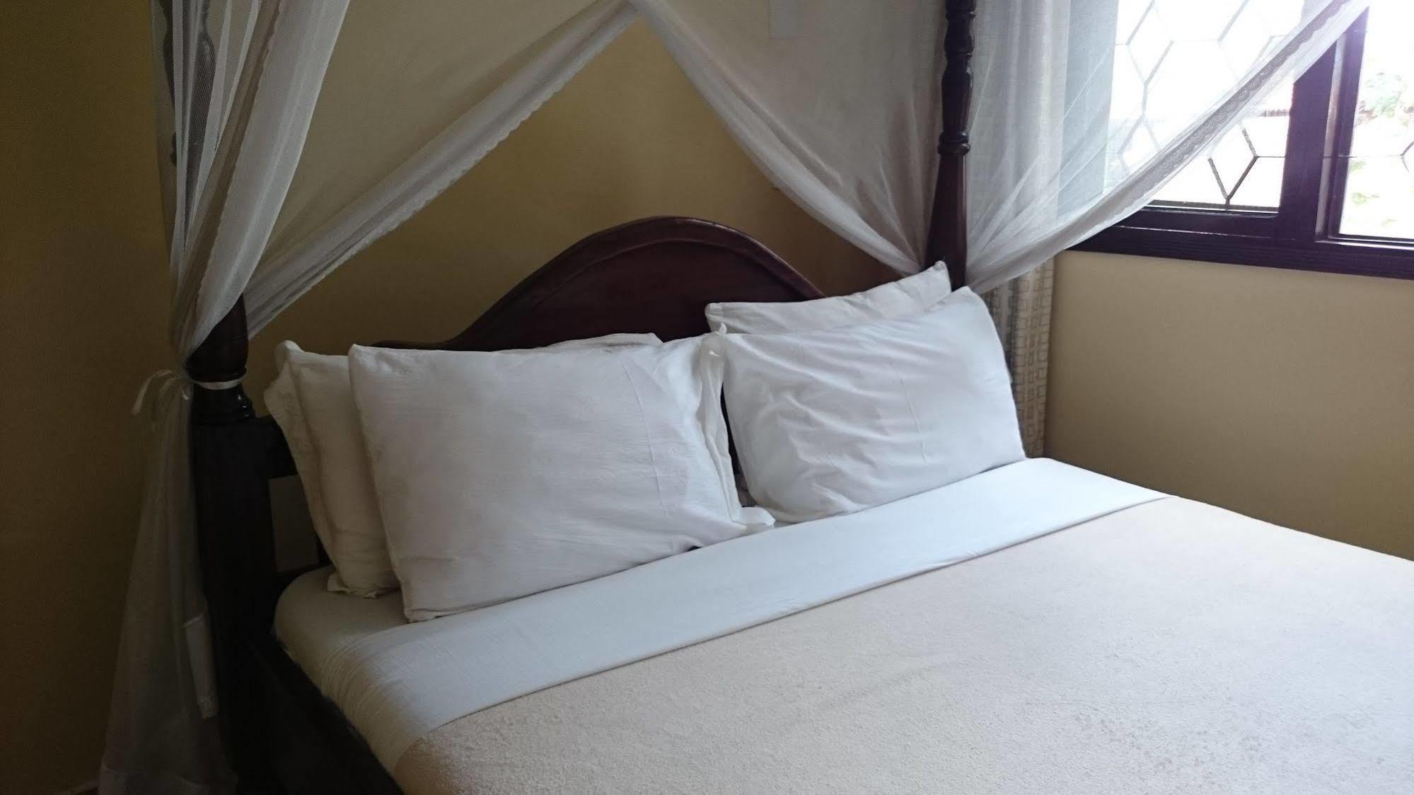 Transit Airport B&B Dar es Salaam Exterior photo
